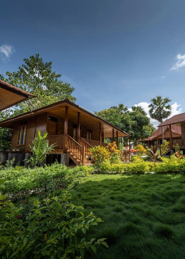 Casa Kandara Waingapu Kültér fotó